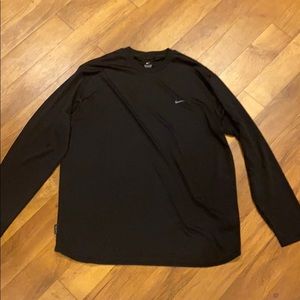 Black dri-fit base layer with grey swoosh